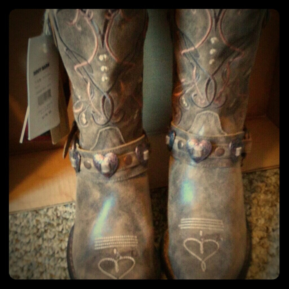Womans cowboy boots